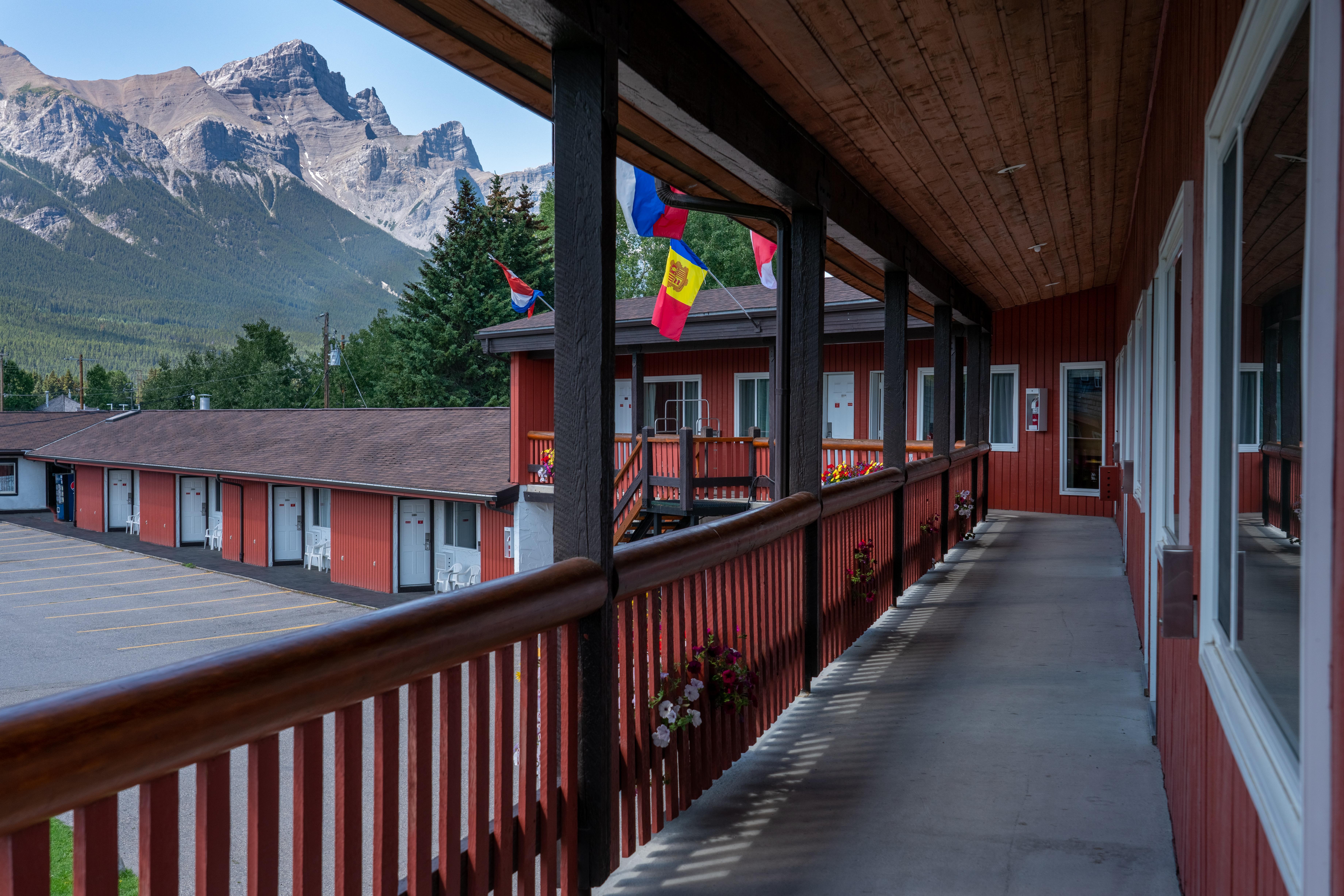 Rocky Mountain Ski Lodge Canmore Zewnętrze zdjęcie